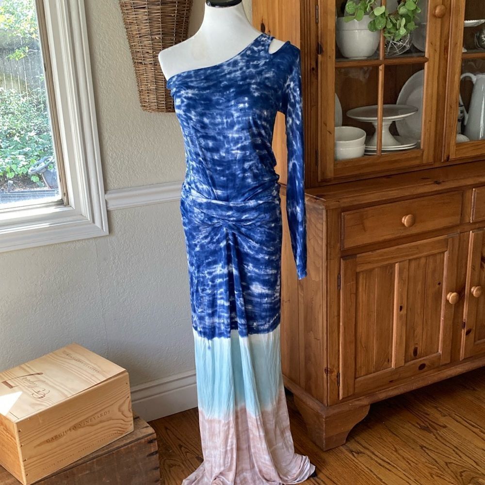Young Fabulous & Broke Hampton One Should Cutout Maxi Dress Size Medium New